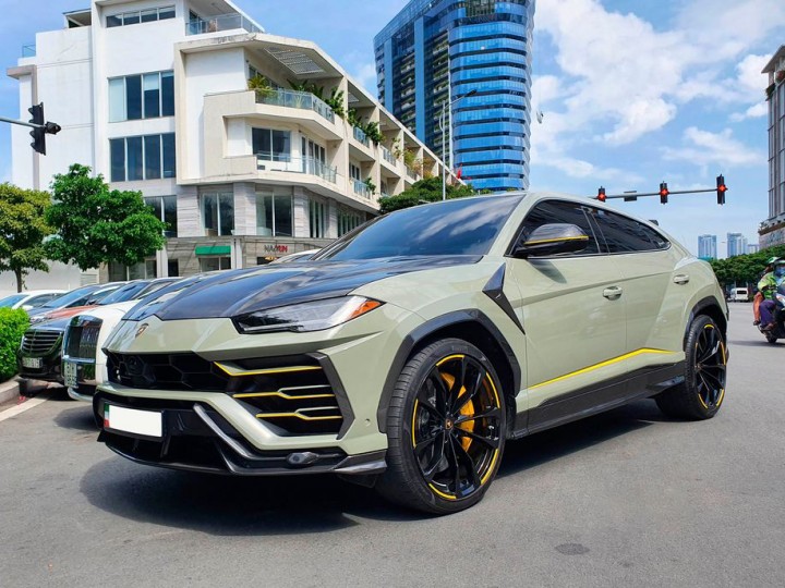 urus 1